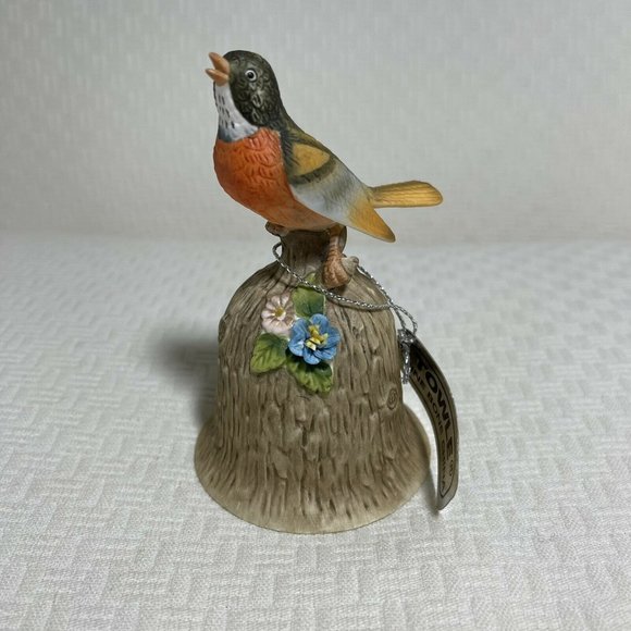 Towle Fine Bone China Robin Bird Bell Spring - Picture 6 of 9